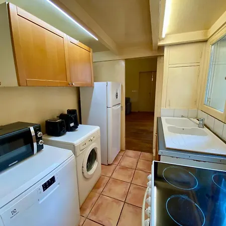 Brune - 14e 4p 아파트